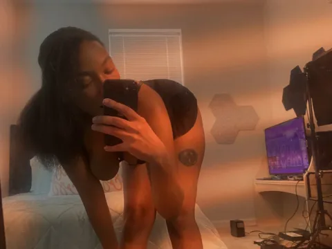 Watch EatSweetMolly Live Adult Webcam Show - Free Sex Cam Stream