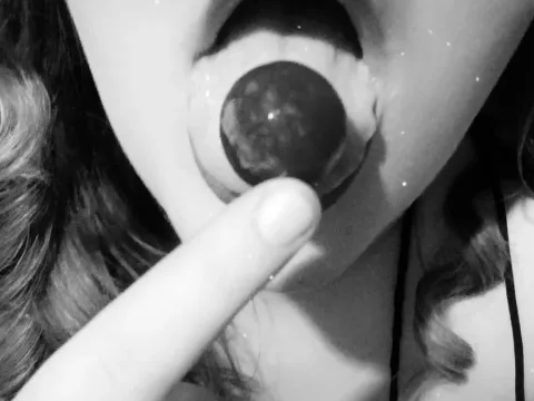 Watch XRoxy Thorne X Live Adult Webcam Show - Free Sex Cam Stream