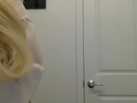 Watch Amber Live Adult Webcam Show from United States - Free Sex Cam Stream