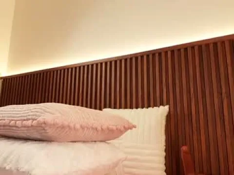 Watch Elodie Walker Offline Adult Webcam Show from Colombia - Free Sex Cam Stream