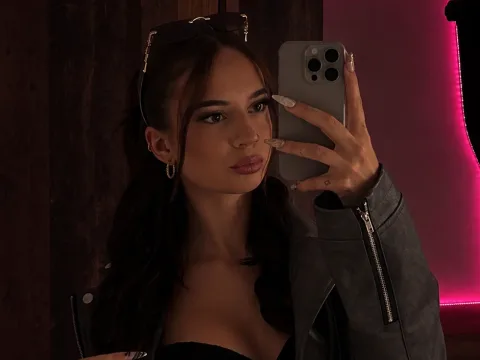 Watch ItsLina Live Adult Webcam Show - Free Sex Cam Stream