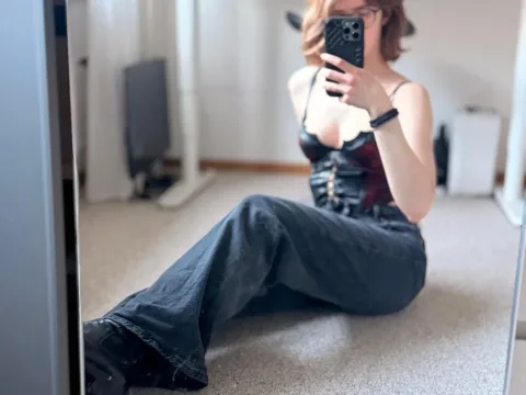 Watch Leasweetyy Live Adult Webcam Show - Free Sex Cam Stream