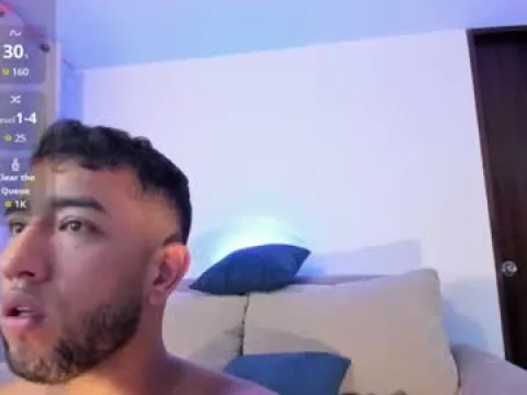 Watch Dylann Cross Live Adult Webcam Show from Colombia - Free Sex Cam Stream
