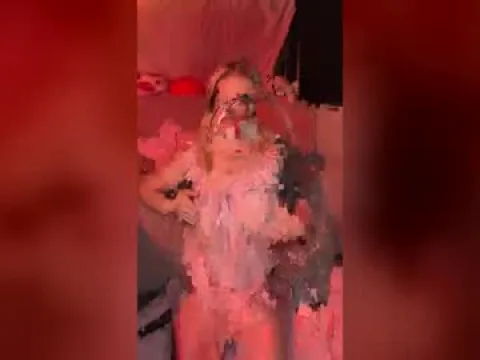 Watch Kultklasssic Offline Adult Webcam Show from United States - Free Sex Cam Stream