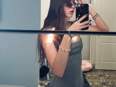 Watch Selena Favn Live Adult Webcam Show - Free Sex Cam Stream