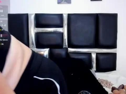Watch Susann Ross Live Adult Webcam Show from Colombia - Free Sex Cam Stream