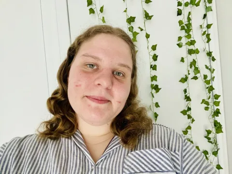 Watch Bella Shyy Live Adult Webcam Show - Free Sex Cam Stream