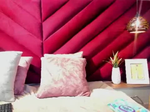 Watch ZaraRoux Live Adult Webcam Show from Colombia - Free Sex Cam Stream