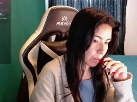 Watch Alice Offline Adult Webcam Show from Colombia - Free Sex Cam Stream