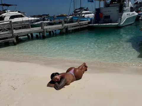 Watch GabyMejiaa Live Adult Webcam Show - Free Sex Cam Stream