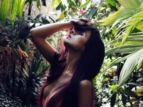 Watch Alice Noir Live Adult Webcam Show - Free Sex Cam Stream
