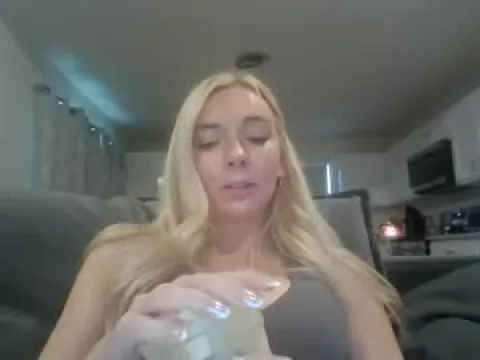 Watch Lyla Live Adult Webcam Show - Free Sex Cam Stream