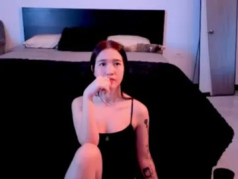 Watch Lilith Offline Adult Webcam Show from Colombia - Free Sex Cam Stream