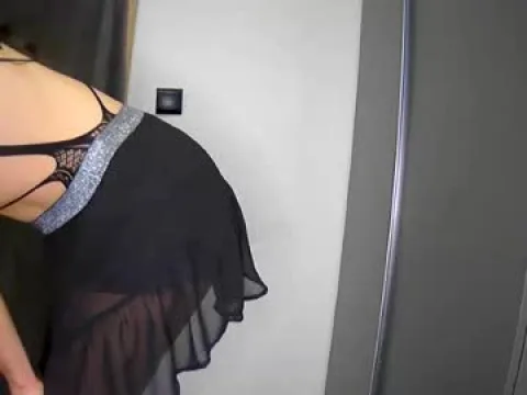 Watch Liviavell Live Adult Webcam Show from Poland - Free Sex Cam Stream
