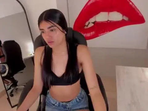 Watch Amara Cooper Live Adult Webcam Show from Colombia - Free Sex Cam Stream