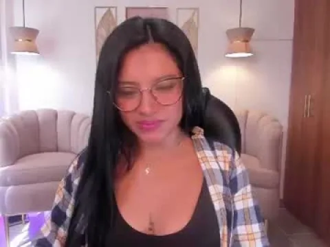 Watch Canelita Hernandez Live Adult Webcam Show from Colombia - Free Sex Cam Stream