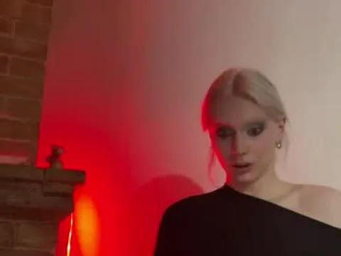 Watch Vokira Offline Adult Webcam Show - Free Sex Cam Stream
