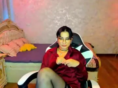 Watch Virellia Offline Adult Webcam Show from UZ - Free Sex Cam Stream