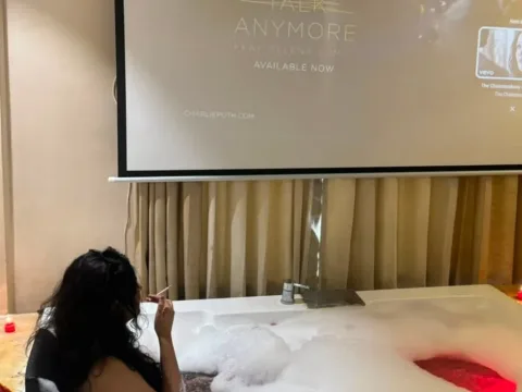 Watch Veronica College Live Adult Webcam Show - Free Sex Cam Stream