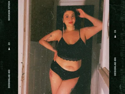 Watch Kriztal Pretty Live Adult Webcam Show - Free Sex Cam Stream