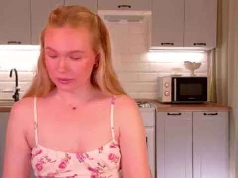 Watch Veronika Offline Adult Webcam Show - Free Sex Cam Stream