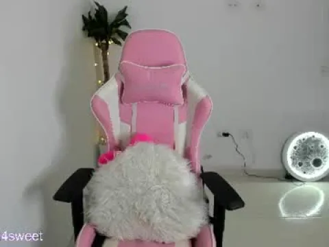 Watch megansweet Live Adult Webcam Show from Colombia - Free Sex Cam Stream