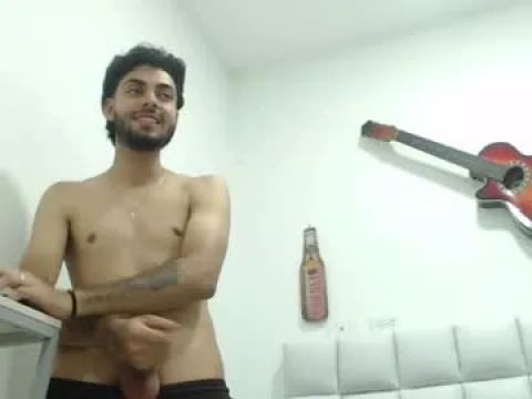 Watch dashmonroe Offline Adult Webcam Show from Colombia - Free Sex Cam Stream