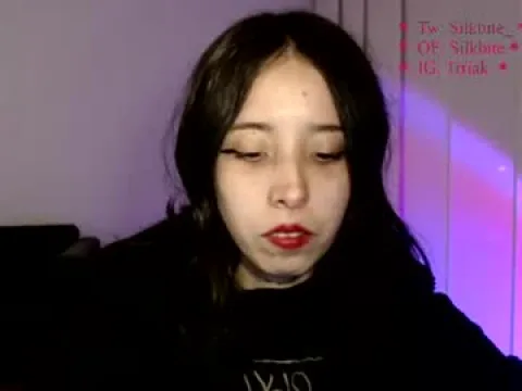 Watch Silkbite Offline Adult Webcam Show from Colombia - Free Sex Cam Stream