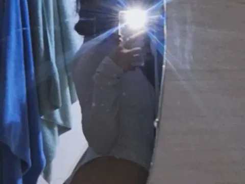 Watch Saraaaaaaxnx Live Adult Webcam Show - Free Sex Cam Stream