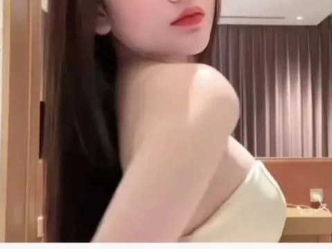 Watch LeanaLy Live Adult Webcam Show - Free Sex Cam Stream