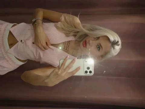 Watch SweetBerryes Live Adult Webcam Show - Free Sex Cam Stream