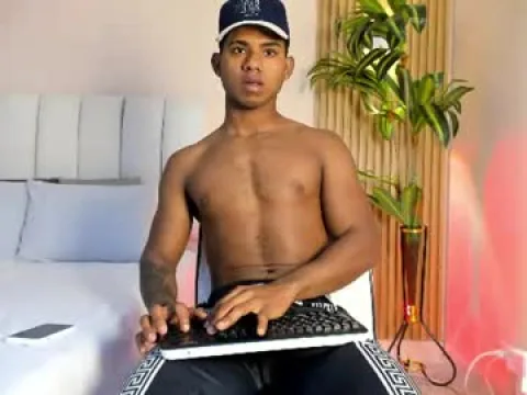 Watch Apolo  Cruz Offline Adult Webcam Show from Colombia - Free Sex Cam Stream
