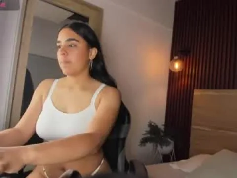 Watch A N A H I Offline Adult Webcam Show from Colombia - Free Sex Cam Stream