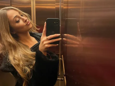 Watch 31ise Live Adult Webcam Show - Free Sex Cam Stream