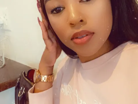 Watch CaramelGoddess1 Offline Adult Webcam Show - Free Sex Cam Stream