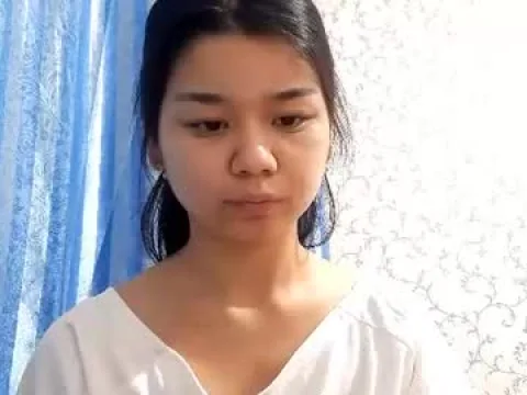 Watch Elly Live Adult Webcam Show - Free Sex Cam Stream