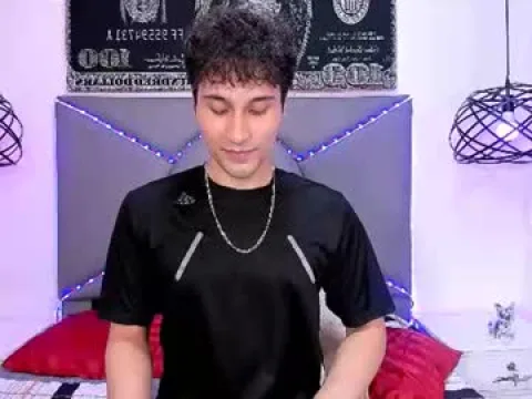 Watch Buddy Whitte Offline Adult Webcam Show from Colombia - Free Sex Cam Stream