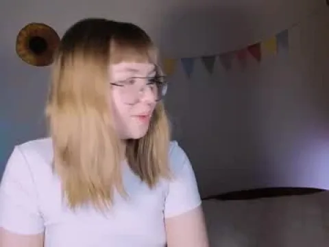 Watch susie Offline Adult Webcam Show - Free Sex Cam Stream
