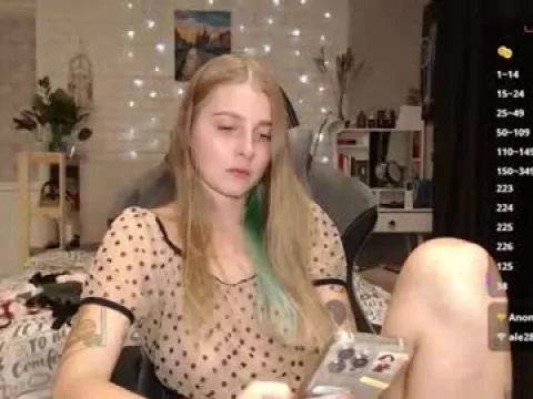 Watch Helen Offline Adult Webcam Show - Free Sex Cam Stream
