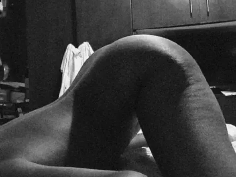 Watch Petite Bee Offline Adult Webcam Show - Free Sex Cam Stream