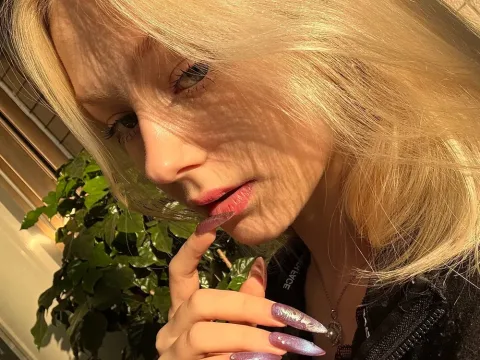 Watch CorrieJust Live Adult Webcam Show - Free Sex Cam Stream