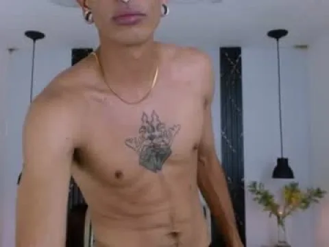 Watch Franvilltrato Live Adult Webcam Show from Colombia - Free Sex Cam Stream