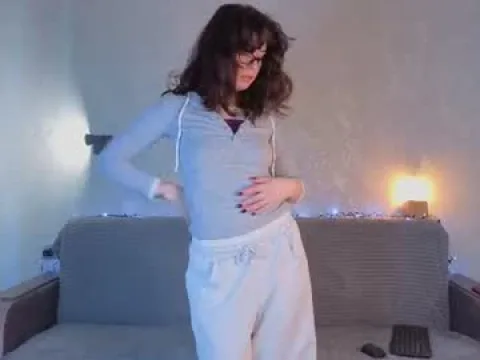 Watch Louise Live Adult Webcam Show - Free Sex Cam Stream