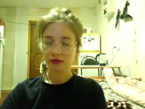 Watch Mirinda Offline Adult Webcam Show - Free Sex Cam Stream
