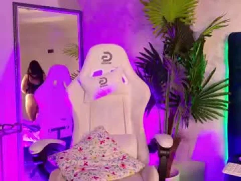 Watch Natalie Offline Adult Webcam Show - Free Sex Cam Stream