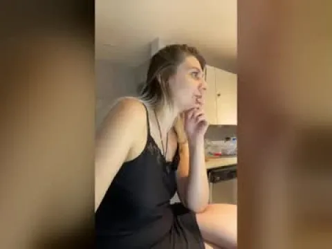 Watch Scarlet Callings Offline Adult Webcam Show from United States - Free Sex Cam Stream