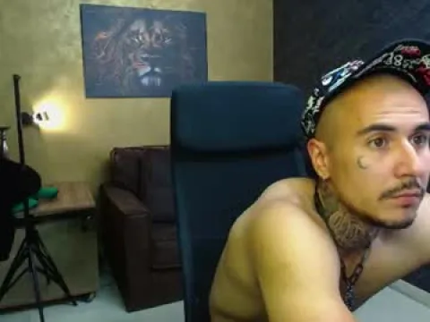 Watch RomeoBodhi Offline Adult Webcam Show from Romania - Free Sex Cam Stream