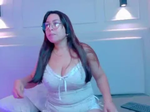 Watch Miadelacroix Offline Adult Webcam Show from Colombia - Free Sex Cam Stream