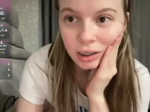 Watch wrenlie Offline Adult Webcam Show - Free Sex Cam Stream