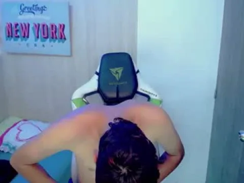 Watch A L E X J A N D R O Offline Adult Webcam Show from Colombia - Free Sex Cam Stream